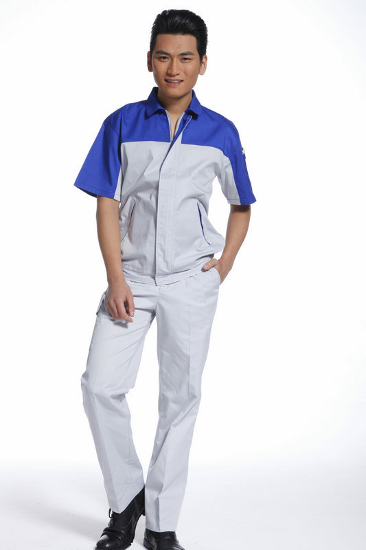 阻燃工作服定做該如何選擇面料以及清洗保養的方法。